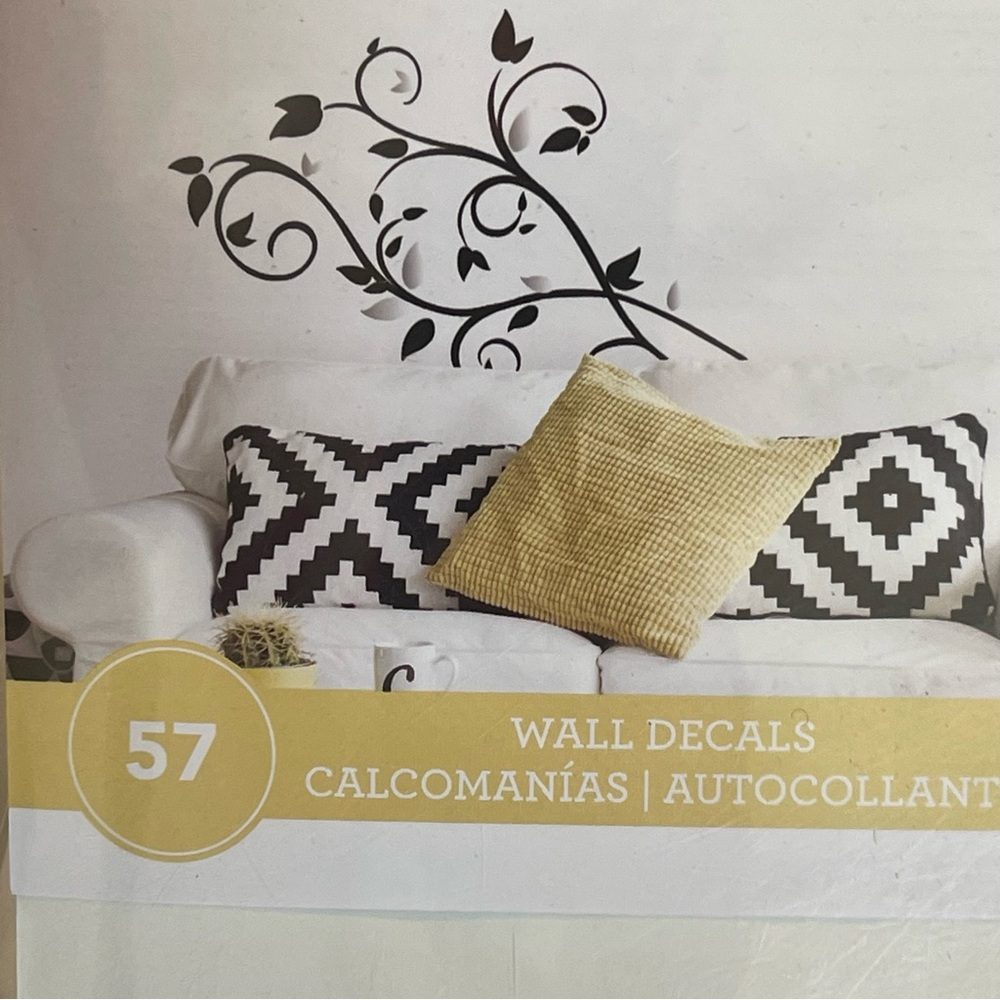 Room Mates: Peel & Stick Wall Decals